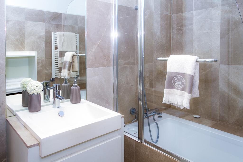 Liiiving In | Ribeira Boutique Apartamento *